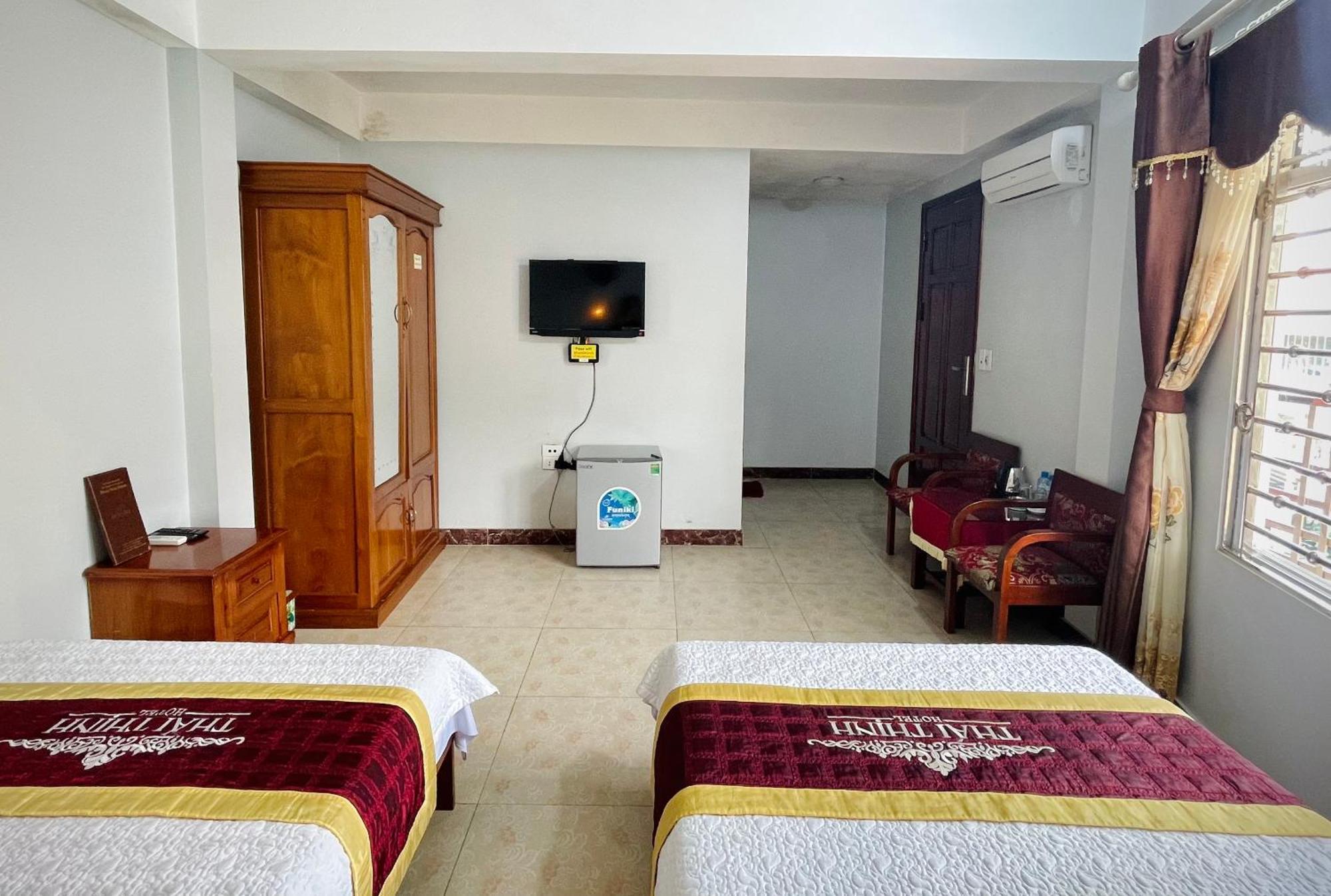 Thai Thinh Hotel Dong Van  Exterior photo